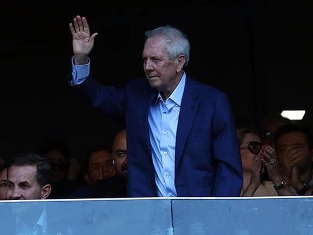Aziz Yıldırım, Fenerbahçe'den ayrılacak oyuncuların listesini belirledi!