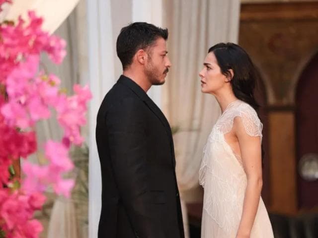 Yeni dizi için karar verildi! Tarih belli oldu