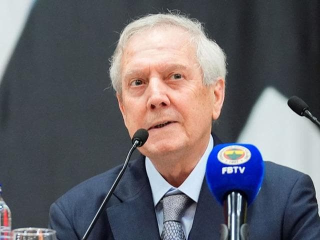 Fenerbahçe'den defansa Fransız kulesi! Todibo için İngiltere'ye çıkarma...