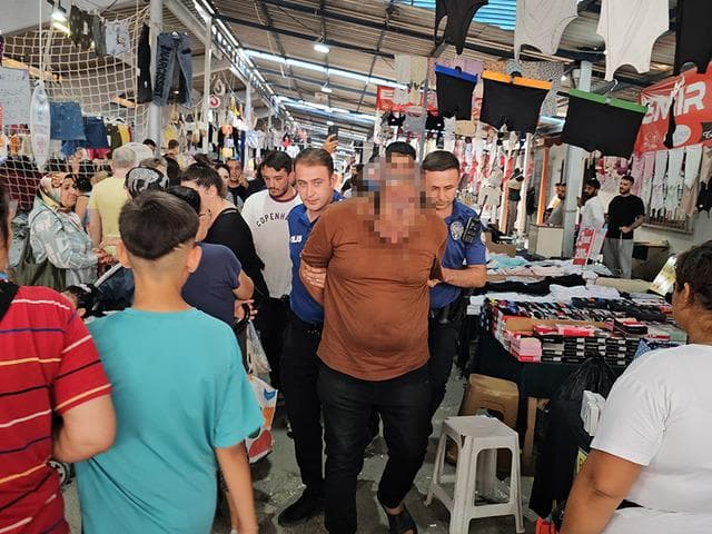 Edirne'de iğrenç olay! Pazar yerinde kadınların görüntülerini çekti