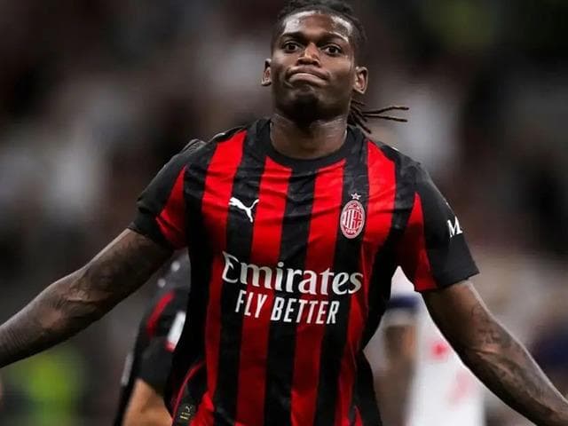 Galatasaray'dan Leao bombası! Yıldız futbolcu Türkiye'yi araştırıyor