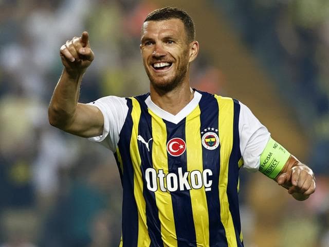 40 yaşında yeni sözleşme! Dzeko imzayı atıyor