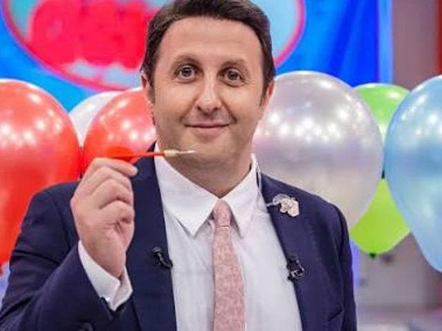 Gösteriler tek tek ertelendi! İlker Ayrık'tan üzen haber