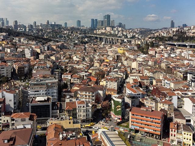 Türkiye'deki evlerin yarısında yok: Bugün yarın demeyip yaptırın