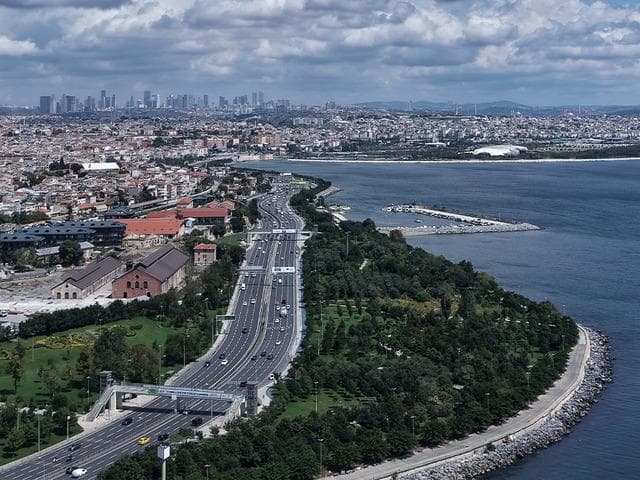 İstanbul'un üstünü tamamen kapladı: Gün boyu sürdü!