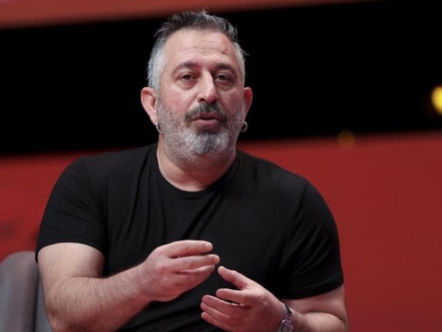 Kalp krizi geçirince yaşı merak edildi!